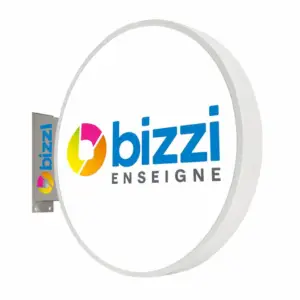 drapeau lumineux rond extérieur LED 60x60 cm avec logo Bizzi Enseigne